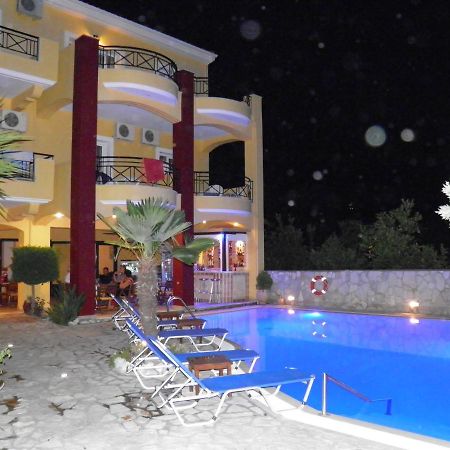 Golden Star Aparthotel Νυδρί Εξωτερικό φωτογραφία