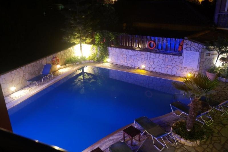 Golden Star Aparthotel Νυδρί Εξωτερικό φωτογραφία