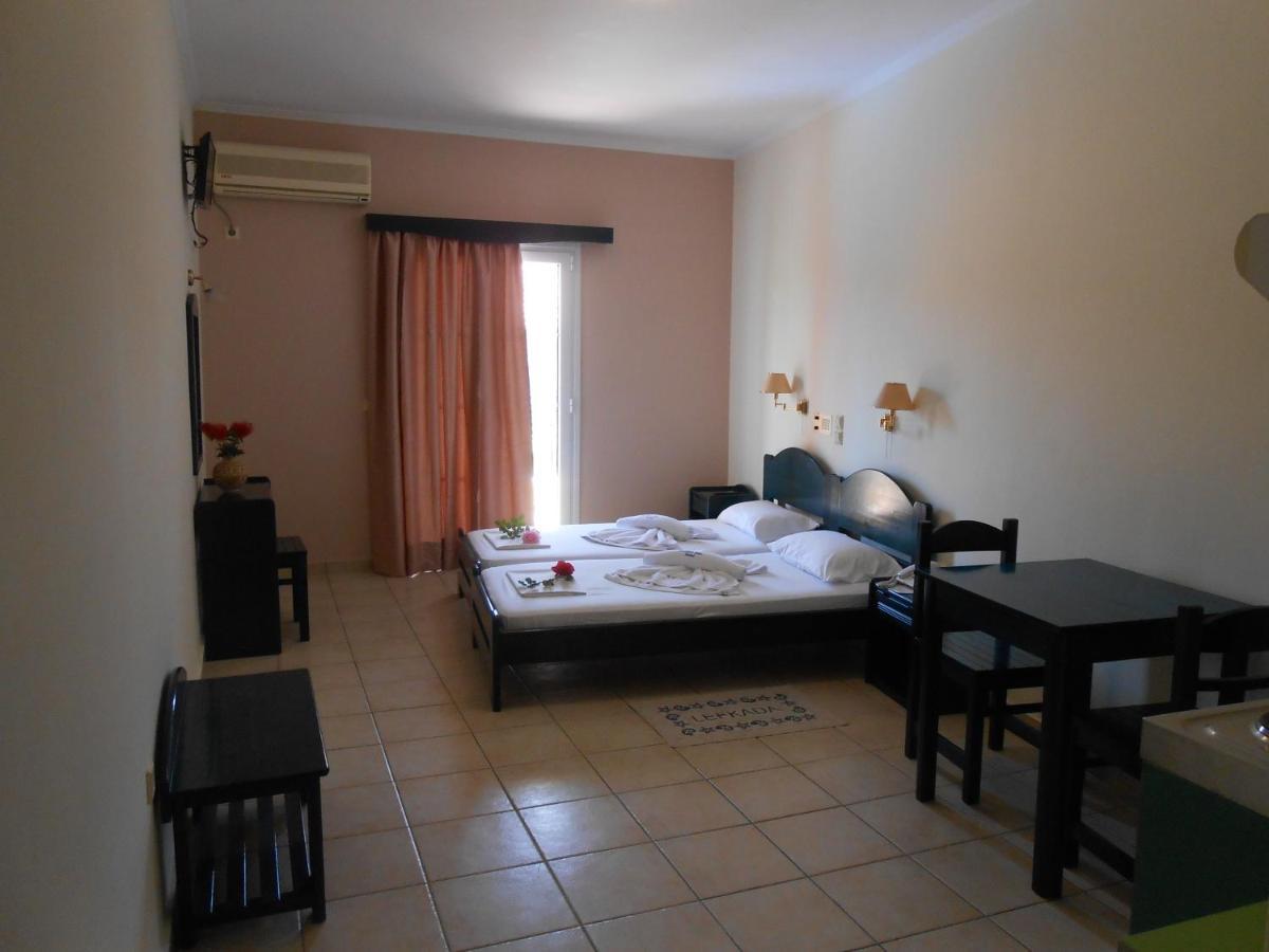 Golden Star Aparthotel Νυδρί Εξωτερικό φωτογραφία